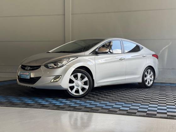 HYUNDAI ELANTRA 1.8 GLS 16V GASOLINA 4P AUTOMÁTICO HYUNDAI ELANTRA 1.8 GLS 16V GASOLINA 4P AUTOMÁTICO